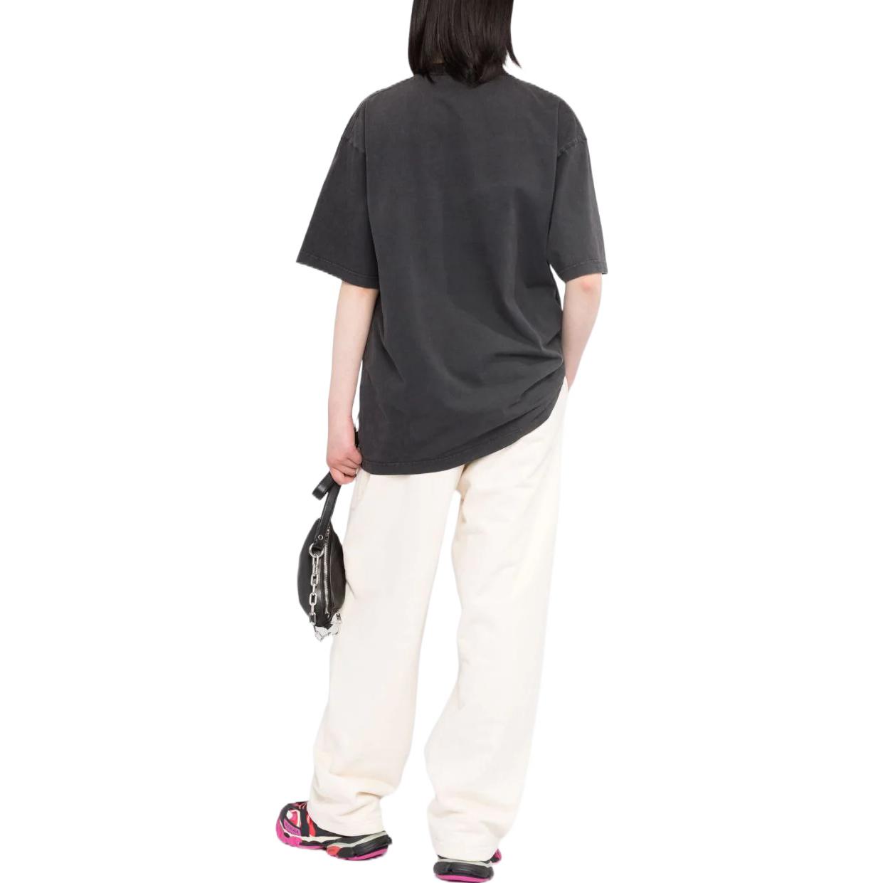 Lookbook (Women) Balenciaga  SS22 Beige Straight-Leg Sweatpants with Logo Embroidery. 674594TKVI90896