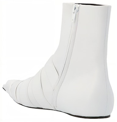 (W) Balenciaga But Buku 'Kulit Putih' 643140WA8FE9081 Order (W) Balenciaga But Buku 'Kulit Putih' 643140WA8FE9081