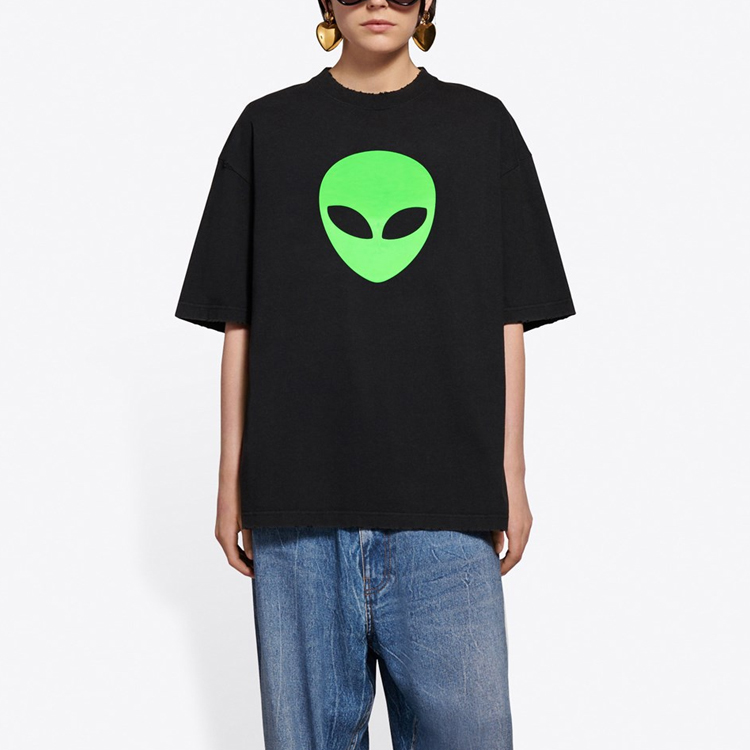 (Women) Balenciaga Black Alien Graphic Crewneck T-Shirt Regular Fit 612965TJVK79113 圖 4