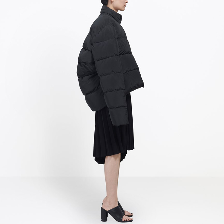 Details for (W) Balenciaga 黑色立領羽絨外套 601763TYD361000