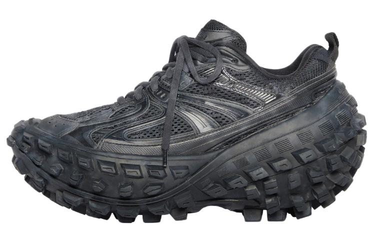 (Women) Balenciaga Bouncer Sneaker 'Worn-Out - Black'  685611-W2RA6-1000
