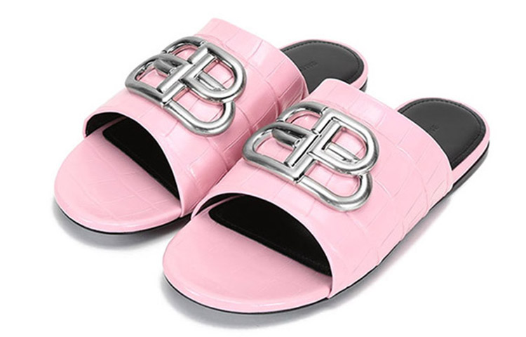 Lookbook 巴黎世家Crocker頭層牛皮套穿圓頭舒適時尚涼拖女款淺粉色