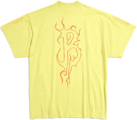 (Women) Balenciaga Darkwave Oversized Yellow T-Shirt Letter Print Crewneck Casual Fit. 739028TPVN57175 Lookbook (Women) Balenciaga Darkwave Oversized Yellow T-Shirt Letter Print Crewneck Casual Fit. 739028TPVN57175