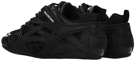 (W) 巴黎世家黑色Drive运动鞋 635497W3AH11000 Lookbook (W) 巴黎世家黑色Drive运动鞋 635497W3AH11000