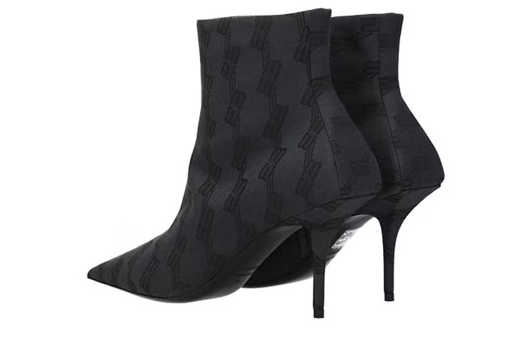 Lookbook (W) Bottines à Talons Aiguille Balenciaga en Tissu à Zip ''Noir'' 702012W2I101510