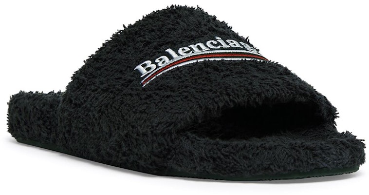 巴黎世家 Furry 女款套穿拖鞋 黑色 Lookbook 巴黎世家 Furry 女款套穿拖鞋 黑色