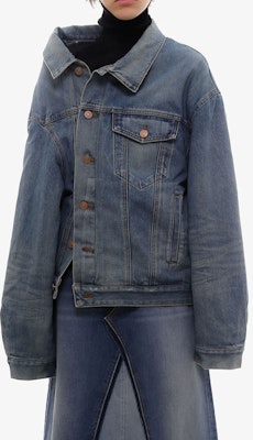 (W) Balenciaga FW21 Jaket Denim Asimetrik - Biru. 662747TDW148146 Lookbook (W) Balenciaga FW21 Jaket Denim Asimetrik - Biru. 662747TDW148146