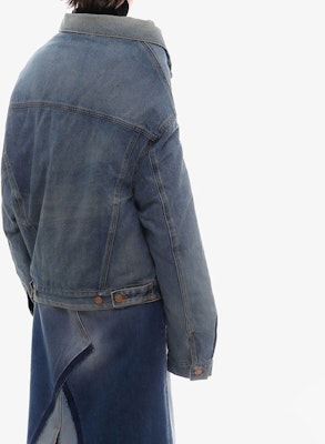 (W) Balenciaga FW21 Jaket Denim Asimetrik - Biru. 662747TDW148146 Shop (W) Balenciaga FW21 Jaket Denim Asimetrik - Biru. 662747TDW148146
