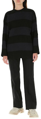 (W) 巴黎世家 FW21 字母图案条纹毛衣 黑/灰色. 657525T31984058 Shop (W) 巴黎世家 FW21 字母图案条纹毛衣 黑/灰色. 657525T31984058