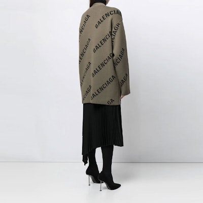 (W) Balenciaga FW21 Logo 針織開襟V領卡地根毛衣 米色. 659675T32002900 Purchase (W) Balenciaga FW21 Logo 針織開襟V領卡地根毛衣 米色. 659675T32002900