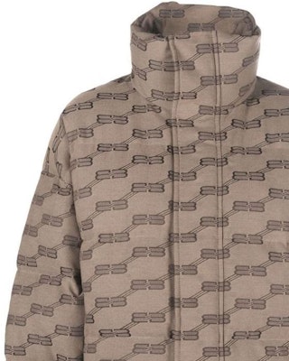 (W) Balenciaga FW22 Jaket Zip-Up Logo Beige dengan Warna Kontras. 681883TML339378 Details for (W) Balenciaga FW22 Jaket Zip-Up Logo Beige dengan Warna Kontras. 681883TML339378