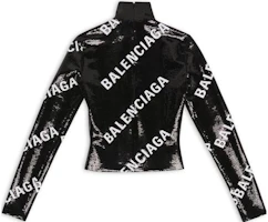 (Women) Balenciaga FW22 Black Oversized Logo Print Knit Sweater. 704372TMR681070 (Women) Balenciaga FW22 Black Oversized Logo Print Knit Sweater. 704372TMR681070