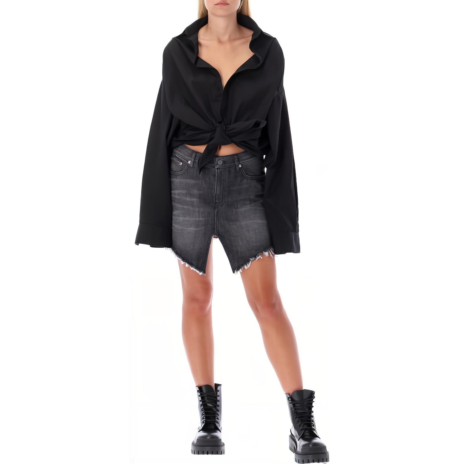 Shop (Women) Balenciaga FW22  Black Tie-Waist Single-Breasted Long Sleeve Shirt. 704462TYB181000