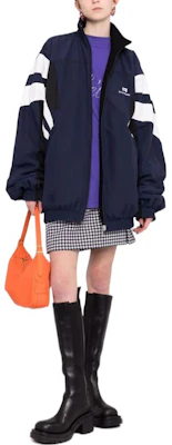 (Women) Balenciaga FW22 Blue Colorblock Logo Zip-Up Jacket Loose Fit 681445TKO484063 Lookbook (Women) Balenciaga FW22 Blue Colorblock Logo Zip-Up Jacket Loose Fit 681445TKO484063