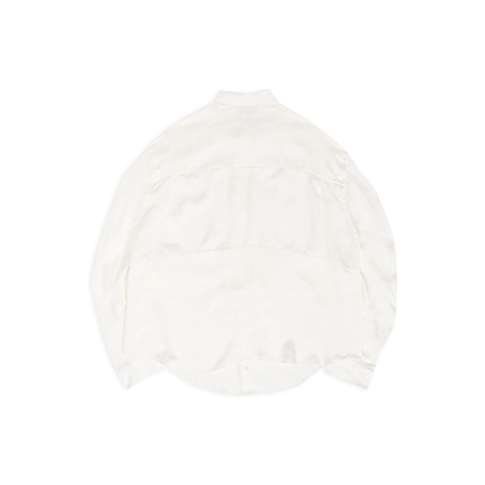 Lookbook (W) Balenciaga FW22 Camisa Blanca de Manga Larga Loose Fit con Logo BB Monograma 704461TMO689016