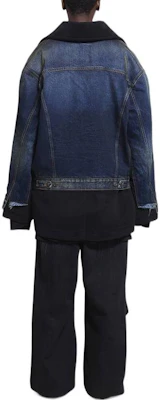 (W) Balenciaga FW22 Jaket Denim Patchwork Biru Longgar Potongan Pendek Frayed 681711TJW754021 Purchase (W) Balenciaga FW22 Jaket Denim Patchwork Biru Longgar Potongan Pendek Frayed 681711TJW754021