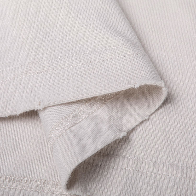 Shop (Women) Balenciaga FW22  White Logo Print Crewneck Oversized T-Shirt. 612965TNVU99784