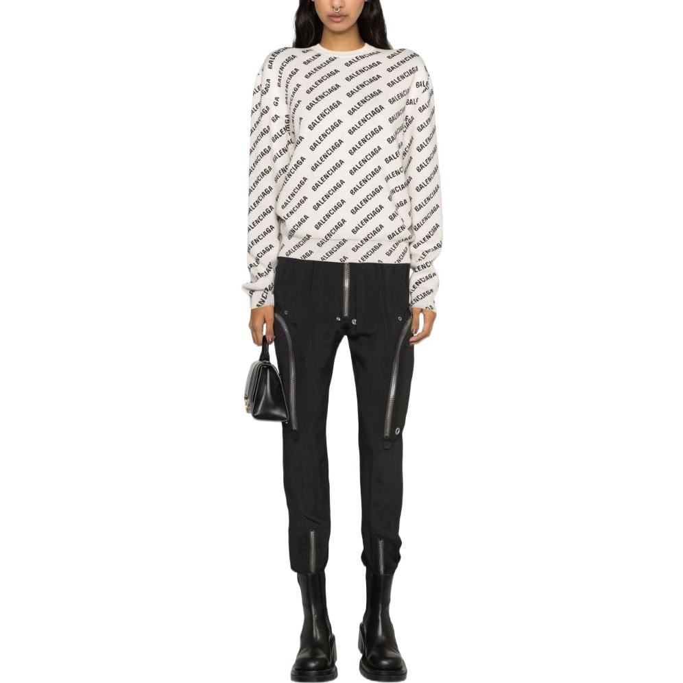 Lookbook (W) Balenciaga FW22 拼接撞色Logo寬鬆針織毛衣 米白色。 704428T32339054