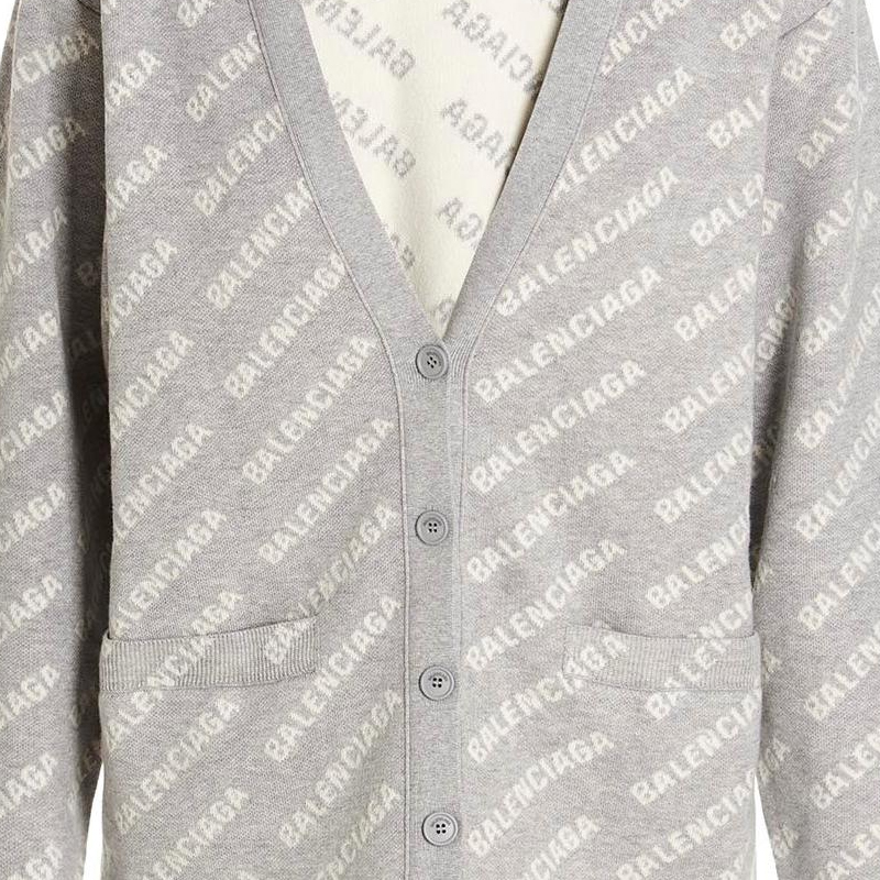 Cheap (W) Cárdigan de Punto Gris Balenciaga FW22 Mujer con Estampado y Botones. 704456T32331461