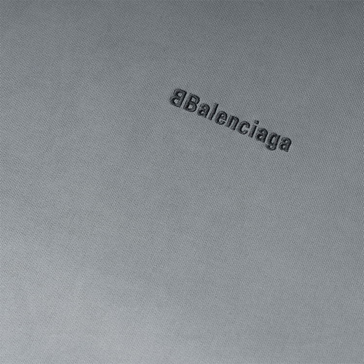 (Women) Balenciaga FW22 Grey Logo Embroidered Crewneck Sweatshirt Regular Fit 697869TNVG89244 圖 7
