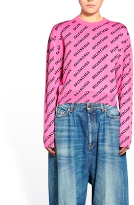(W) 발렌시아가 FW22 핑크 로고 프린트 크루넥 스웻셔츠 레귤러 핏. 704421T32335231 Shop (W) 발렌시아가 FW22 핑크 로고 프린트 크루넥 스웻셔츠 레귤러 핏. 704421T32335231