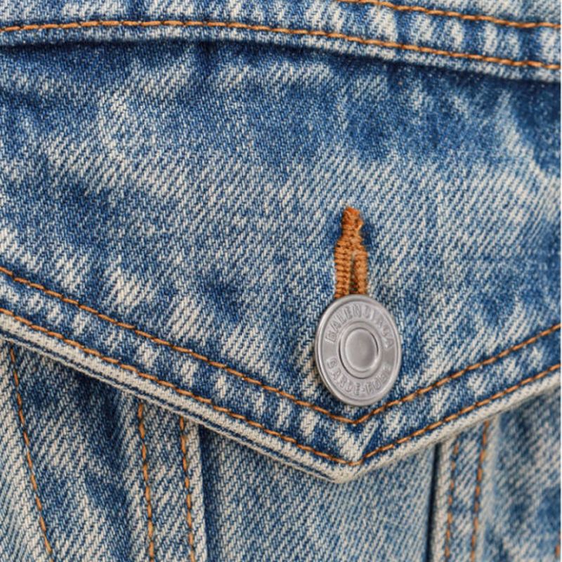 Shop (W) Balenciaga FW23 Jaket Denim Oversized Distressed Warna Biru 773776TJW794076