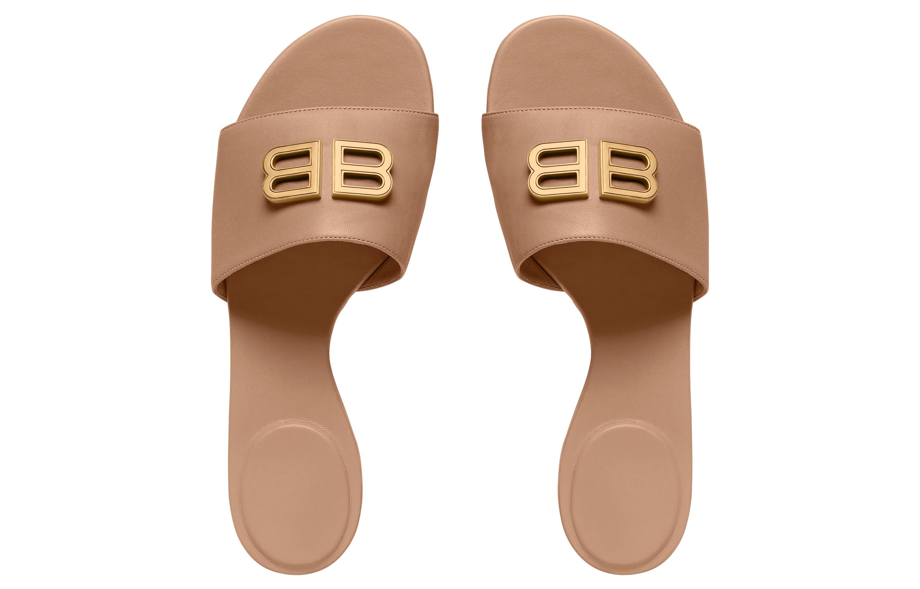 Lookbook (W) Balenciaga Groupie ''Beige Schapenvacht Slides'' 737270WBCW12080