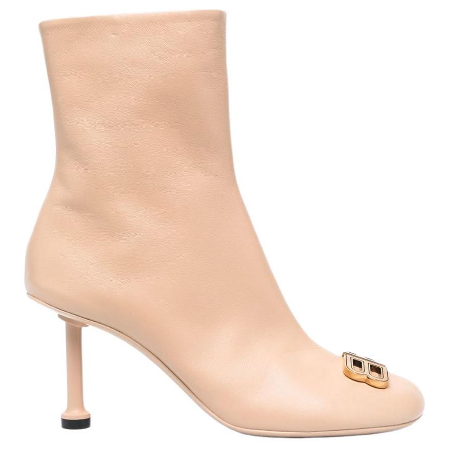 Order (Women) Balenciaga Groupie Zip Bootie 'Light Beige' 722311WBCW19009