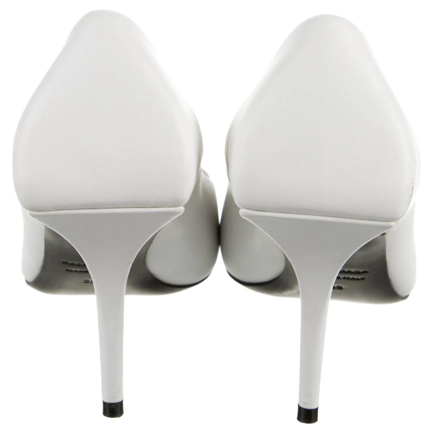 Purchase (W) Balenciaga Hoge Hak ''Witte Korrelige Lamsleer'' 201342F122018