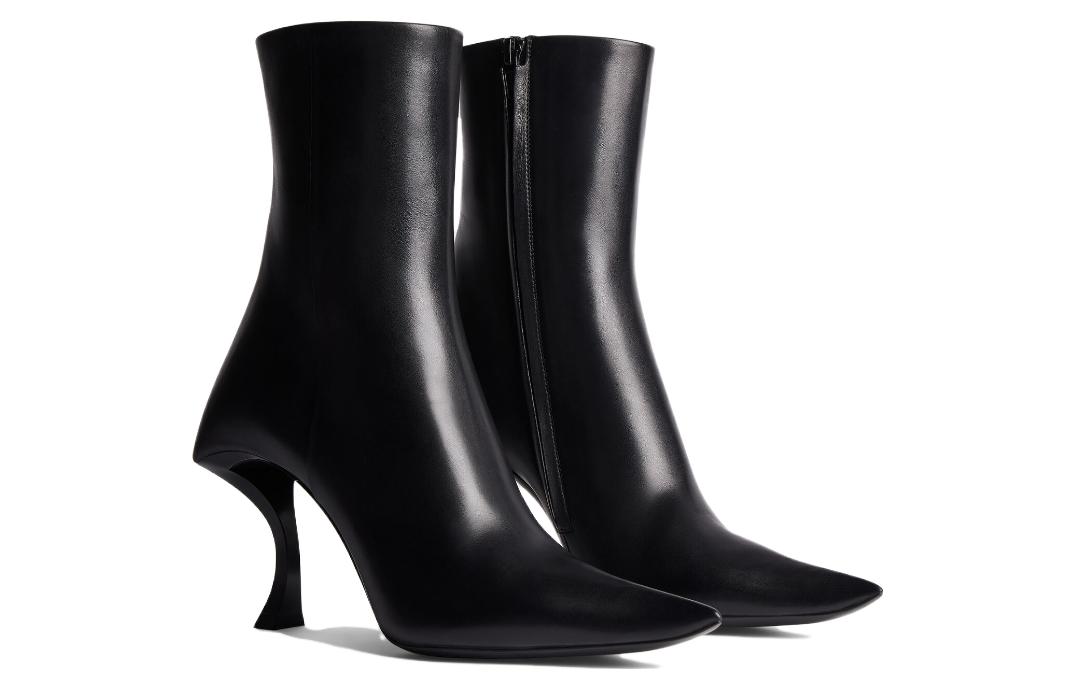 Shop (W) バレンシアガ アワーグラス アンクルブーツ (黒) 742404WBET11000