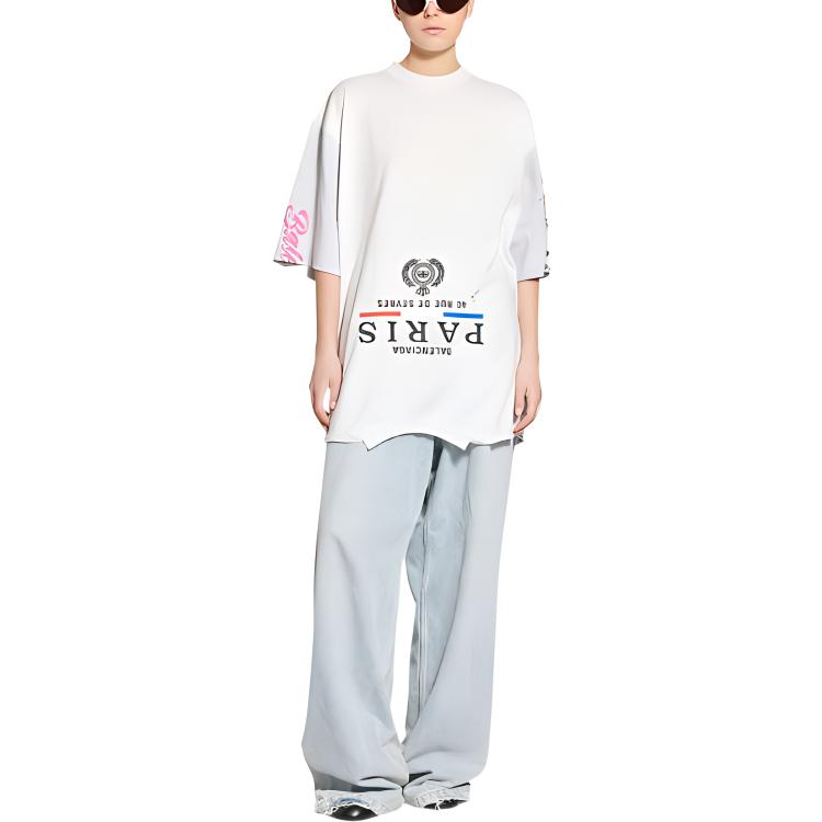 Shop (Women) Balenciaga Inverted Logo Print Tee FW22  White Oversized Fit 698811TMVC90900