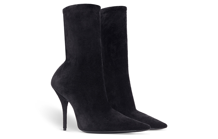 Lookbook (W) Balenciaga Bottines Knife ''Velours Noir Côtelé'' 742881W8MA11000