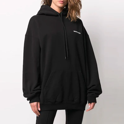 (W) 巴黎世家Logo印花黑色連帽上衣 女款常規版型長袖套頭衫 578135TIV841070 Lookbook (W) 巴黎世家Logo印花黑色連帽上衣 女款常規版型長袖套頭衫 578135TIV841070