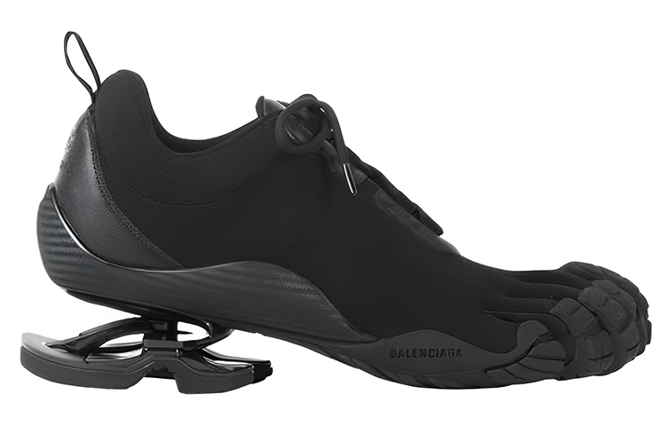 Order (W) Balenciaga Sepatu Low Top 'Kulit dan Kain Hitam' 636893W3BH11000