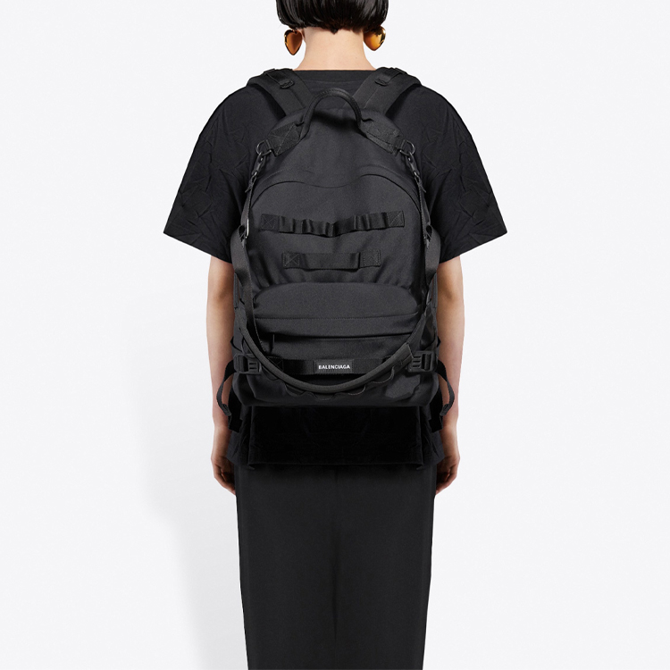 (Women) Balenciaga Multilingual Logo Print Black Pleated T-Shirt 612965TJVI32771 圖 5