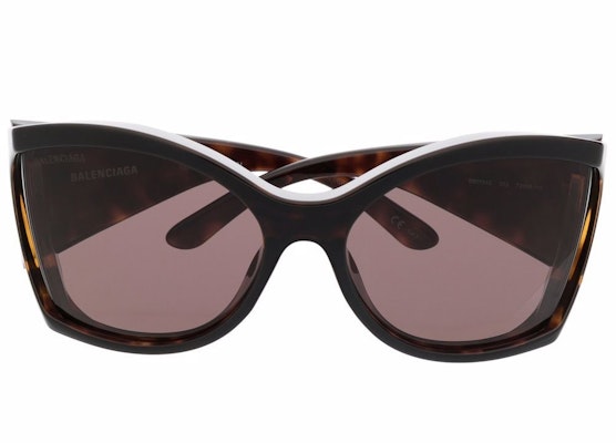 (W) Kacamata Hitam Oversized Cat-Eye Balenciaga Wanita. BB0154S002 Lookbook (W) Kacamata Hitam Oversized Cat-Eye Balenciaga Wanita. BB0154S002