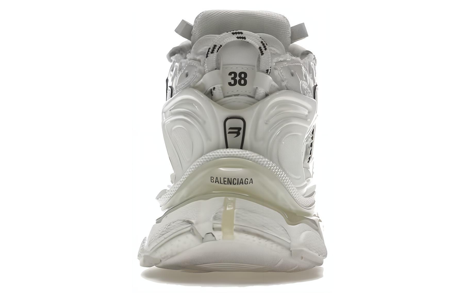 Purchase (W) バレンシアガ ランナー スニーカー 「使い古し風ホワイト」 677402-W3RB1-9000