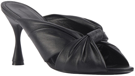 (W) 발렌시아가 스몰 하이힐 블랙 슬리퍼 617574WA2M01000 Lookbook (W) 발렌시아가 스몰 하이힐 블랙 슬리퍼 617574WA2M01000