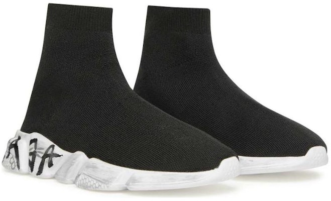 (W) Balenciaga Speed 2.0 Sneaker 'Worn-Out Graffiti - Hitam Putih' 617196W2DD41091 Lookbook (W) Balenciaga Speed 2.0 Sneaker 'Worn-Out Graffiti - Hitam Putih' 617196W2DD41091