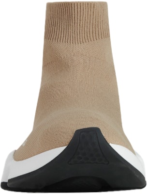 (W) 발렌시아가 스피드 스니커즈 '베이지' 587280W2DB22300 Lookbook (W) 발렌시아가 스피드 스니커즈 '베이지' 587280W2DB22300