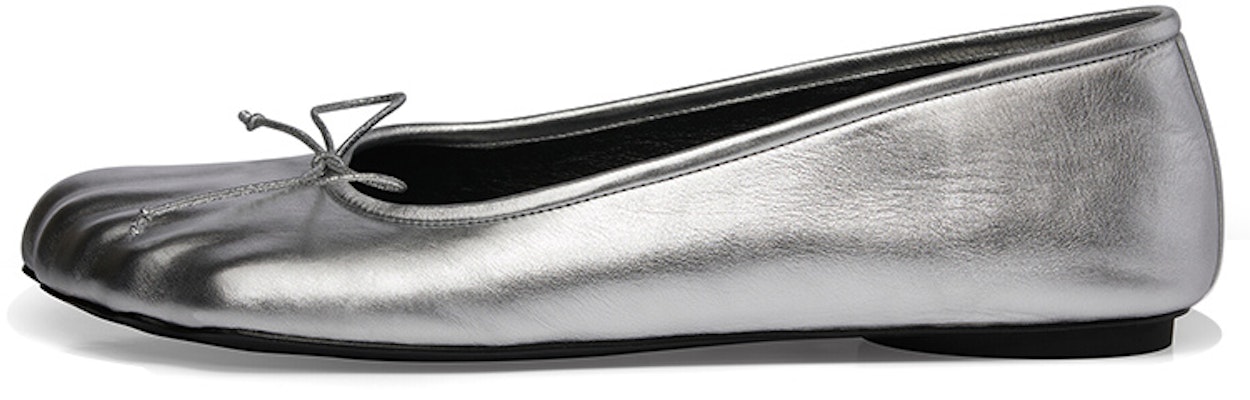 (W) 巴黎世家解剖芭蕾鞋 '银色闪亮软羊皮' 714260WBFA18001 Buy (W) 巴黎世家解剖芭蕾鞋 '银色闪亮软羊皮' 714260WBFA18001