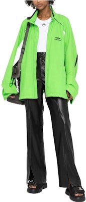 (W) Balenciaga SS22 3B Sports Icon Jaket Warna Blok Hijau. 698863TKO483520 Lookbook (W) Balenciaga SS22 3B Sports Icon Jaket Warna Blok Hijau. 698863TKO483520