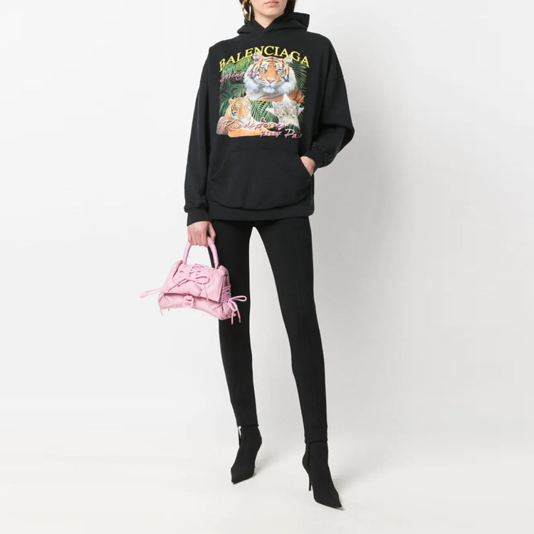 Shop (W) Balenciaga SS22 Hoodie Hitam Cetakan Kartun Logo Harimau. 675003TLVH31000