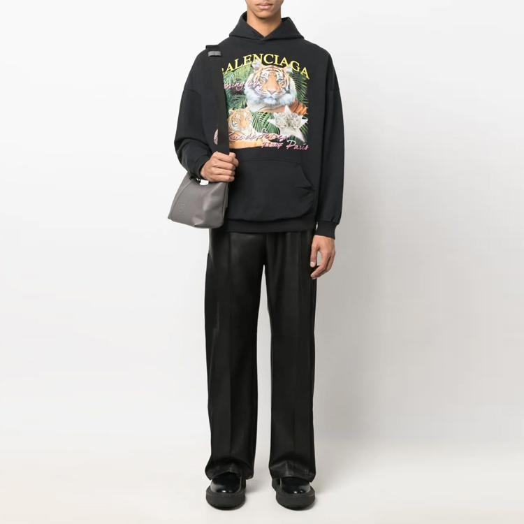 Purchase (W) Balenciaga SS22 Hoodie Hitam Cetakan Kartun Logo Harimau. 675003TLVH31000