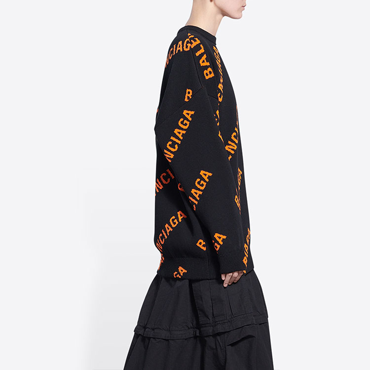 Sizing (Women) Balenciaga SS22  Black Logo Print Crewneck Pullover Sweater. 657528T32001018