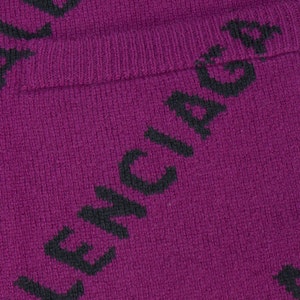 (W) Balenciaga SS22 紫色V領寬鬆羊毛針織毛衣 659676T15675272 Purchase (W) Balenciaga SS22 紫色V領寬鬆羊毛針織毛衣 659676T15675272