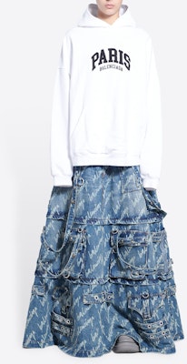 (W) 巴黎世家 SS22 城市系列字母印花宽松连帽衫 白色 675003TLVL89040 Shop (W) 巴黎世家 SS22 城市系列字母印花宽松连帽衫 白色 675003TLVL89040