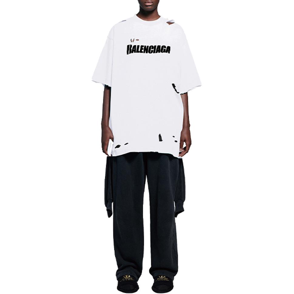 Shop (W) Balenciaga SS22 Destroyed T-Shirt Putih Oversized Design Lusuh. 651795TKVB89040