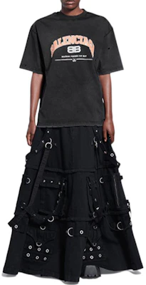 (W) Camiseta negra Balenciaga SS22 Maison Vintage Oversized Logo para mujer. 612965TLVJ11074 Shop (W) Camiseta negra Balenciaga SS22 Maison Vintage Oversized Logo para mujer. 612965TLVJ11074