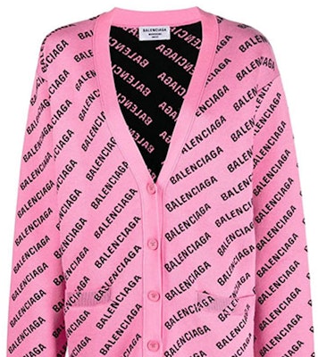 (W) Cárdigan Rosa Balenciaga SS22 de Punto con Logo por Toda Parte para Mujer. 704456T32335231 Details for (W) Cárdigan Rosa Balenciaga SS22 de Punto con Logo por Toda Parte para Mujer. 704456T32335231